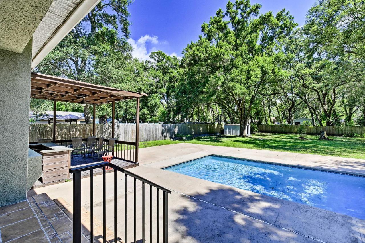 Вілла Tampa Oasis With Pool About 7 Mi To Busch Gardens! Екстер'єр фото