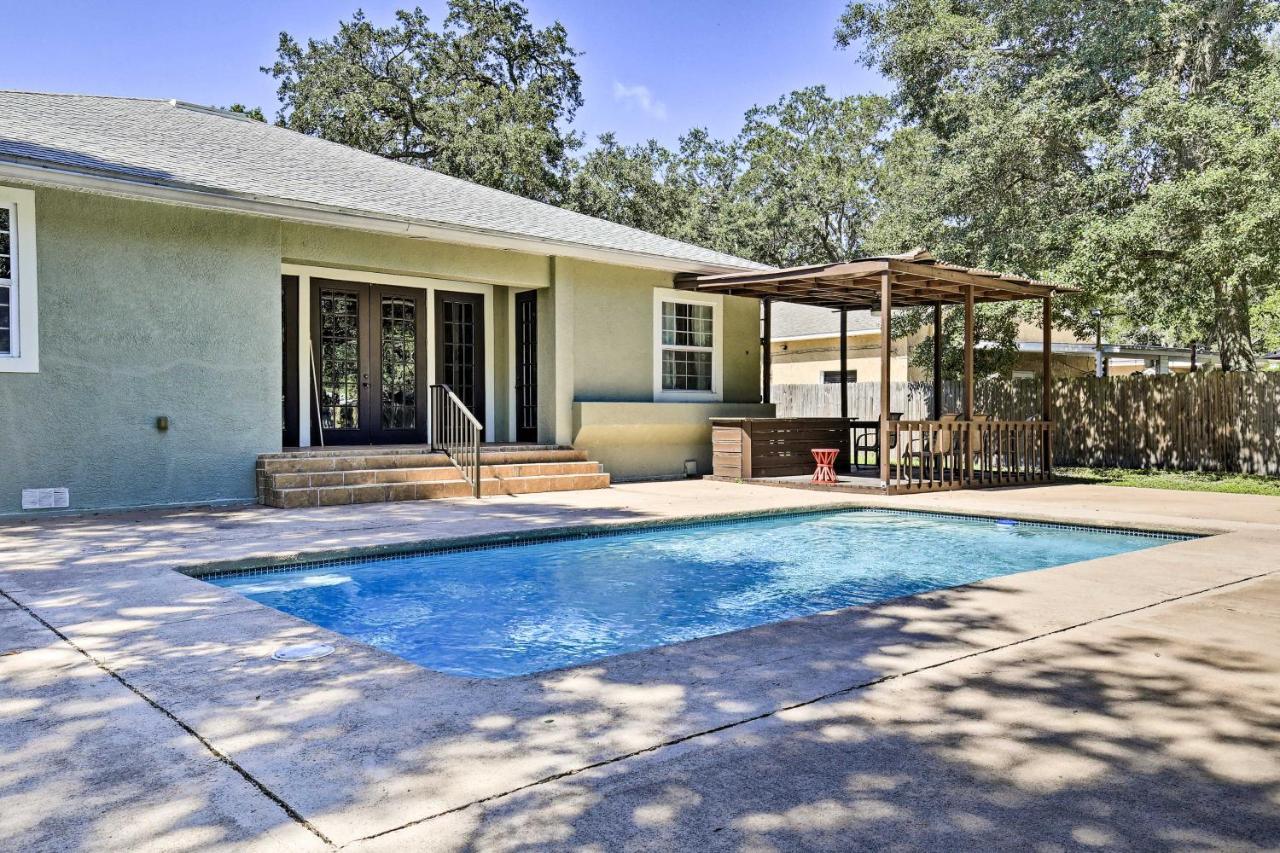Вілла Tampa Oasis With Pool About 7 Mi To Busch Gardens! Екстер'єр фото